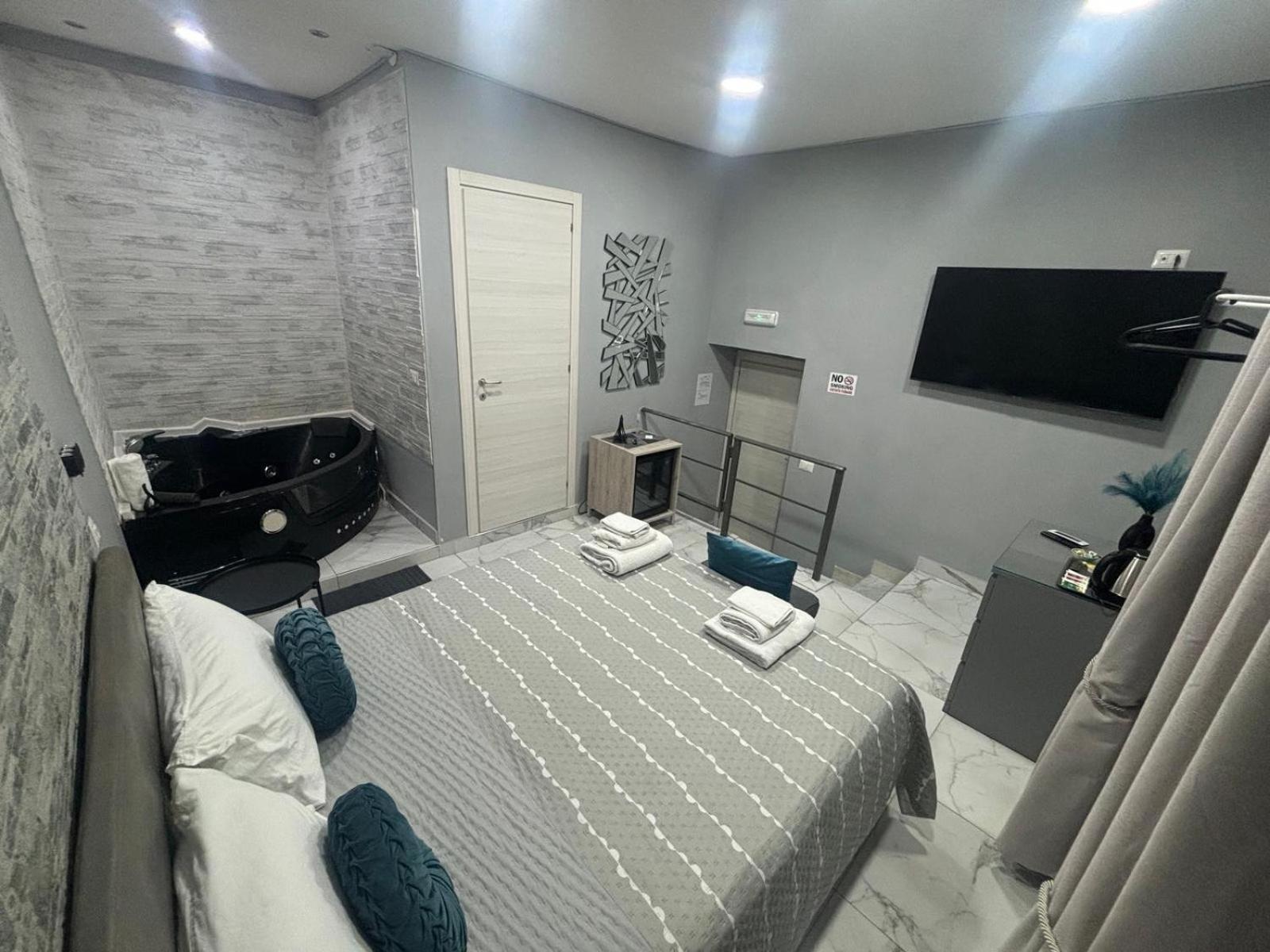 B&B Alla Stazione Napoli Ngoại thất bức ảnh